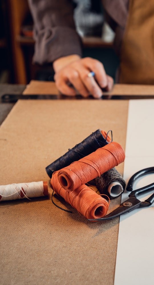 Azora Glam | Handmade Sneakers & Modern Streetwear 13 hs make shoes img 2 opt